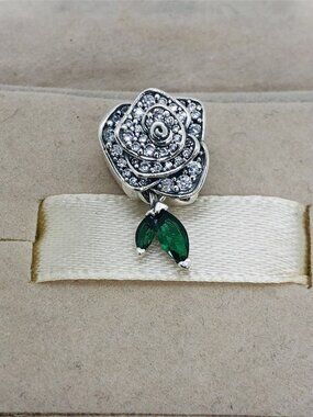 ✨🔥Pandora Sparkling Rose in Bloom Charm